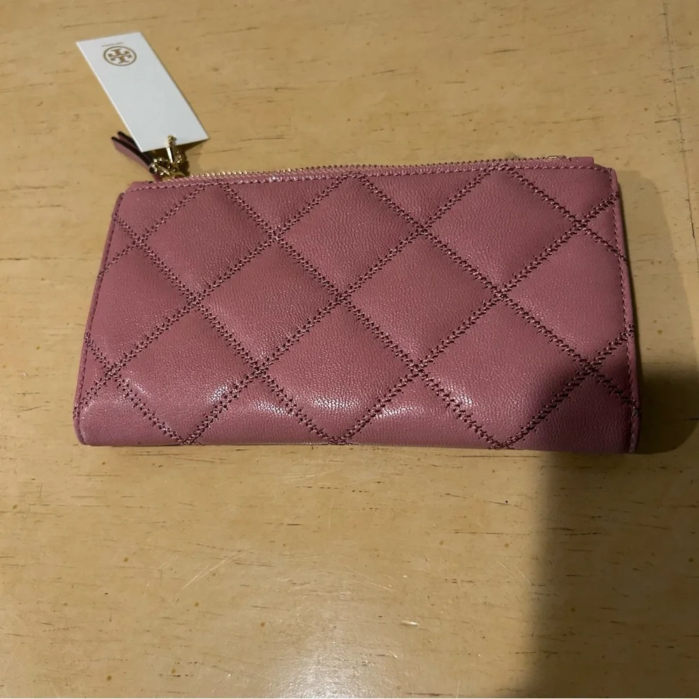 Tory Burch Willa slim glazed quilted leather envelope wallet 89490 - Picture 2 of 8
